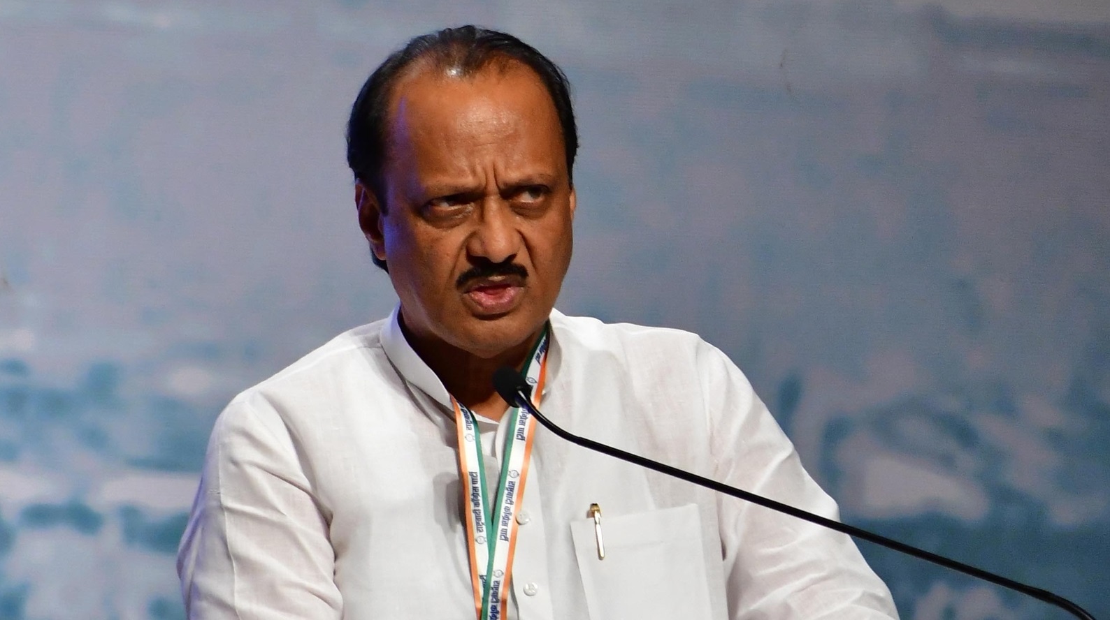 Ajit Pawar | फुरसुंगी–उरुळी देवाचीतील खराब रस्त्यांवर तीव्र नाराजी; ‘पालकमंत्री म्हणून लाज वाटली…’