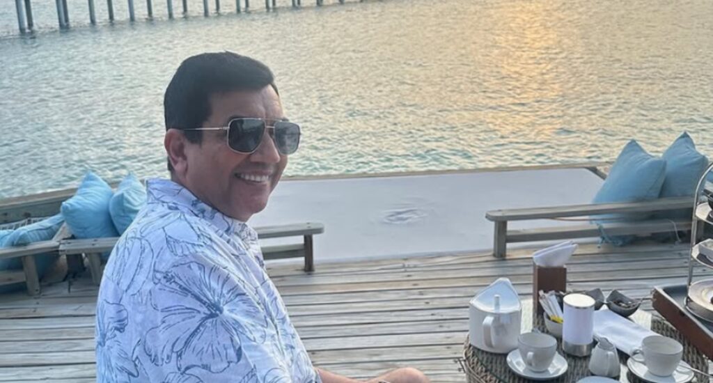 Sanjeev Kapoor Biography