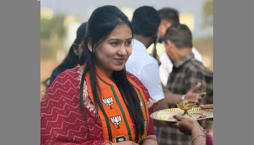 PMC Elections 2026: वॉर्ड ३ मध्ये ऐश्वर्या पाथरे यांचा निकाल-केंद्रित जाहीरनामा चर्चेत