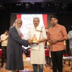 पिंपरी-चिंचवडमध्ये ‘सारस्वतांचा गौरव सोहळा’ दिमाखात; मराठी संवर्धनासाठी तरुणांवर विशेष भर